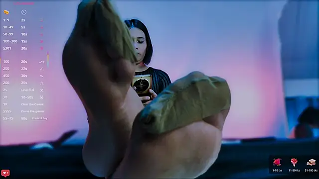 ScarlettRedsins online show from 02-12-26, 01:00