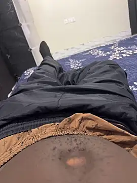 Snapshot of cymSlim chatting on 02-08-26, 01:58 cymSlim online show from 02-08-26, 01:58