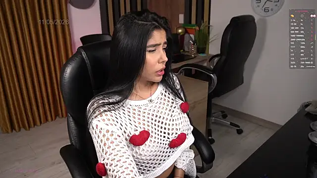 Snapshot of secretary_bj chatting on 05-11-26, 08:39 secretary bj online show from 05-11-26, 08:39