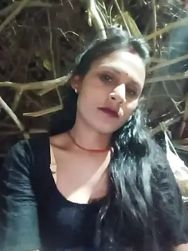 Snapshot of Cuty_priti chatting on 05-05-26, 04:48 Cuty priti online show from 05-05-26, 04:48