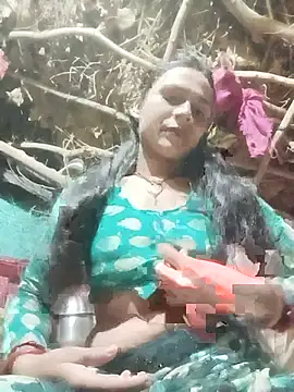 Snapshot of Cuty_priti chatting on 05-31-26, 04:47 Cuty priti online show from 05-31-26, 04:47