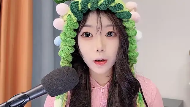 smalldaisy online show from 02-02-26, 12:15