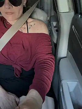 GoddessRae19 online show from 04-14-26, 12:22