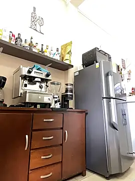 Snapshot of ateneacute chatting on 03-31-26, 01:11 ateneacute online show from 03-31-26, 01:11