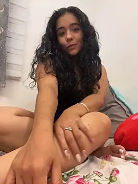 Snapshot of ateneacute chatting on 04-05-26, 06:43 ateneacute online show from 04-05-26, 06:43