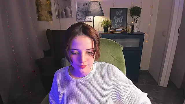 SarahShelby online show from 06-06-26, 10:14