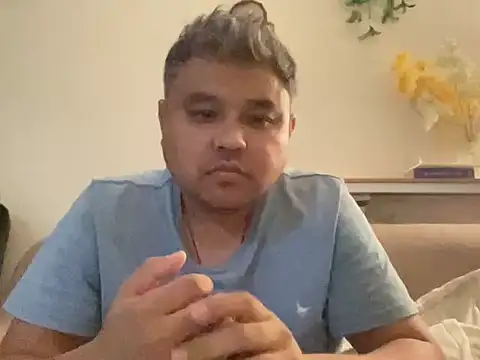 Chester Asian online show from 12-19-25, 04:47