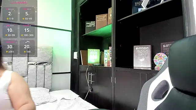 AmbarBrownn  online show from 02-18-26, 08:49