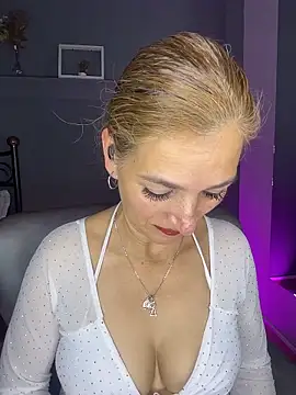 JennaMilf  online show from 04-04-26, 07:00