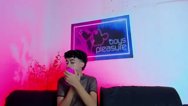 Pleasure boys hot online show from 03-23-26, 07:07