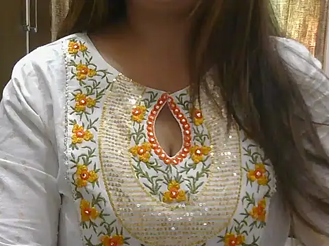 navdeepkour online show from 04-19-26, 04:34