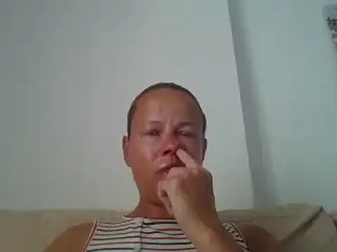 Snapshot of jennyblondeuk chatting on 06-05-26, 03:18 jennyblondeuk online show from 06-05-26, 03:18