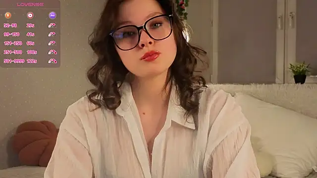 Snapshot of QuinnHeileman chatting on 03-01-26, 12:07 QuinnHeileman online show from 03-01-26, 12:07