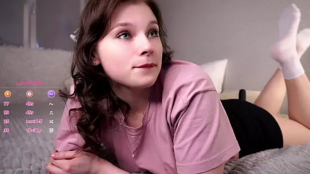 Snapshot of QuinnHeileman chatting on 03-18-26, 10:40 QuinnHeileman online show from 03-18-26, 10:40