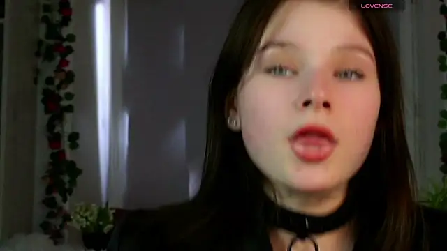 Snapshot of QuinnHeileman chatting on 04-02-26, 11:19 QuinnHeileman online show from 04-02-26, 11:19