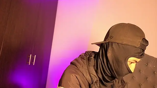 cute emmma online show from 04-11-26, 11:03