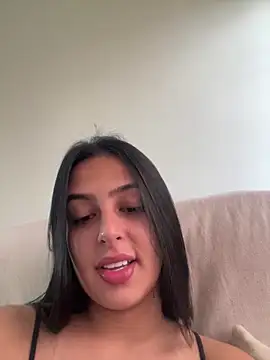 jujuarantes  2026 online show from 04-28-26, 02:11