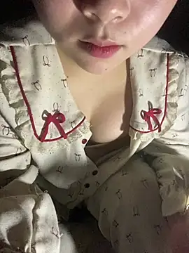 lili-roze online show from 04-10-26, 12:32