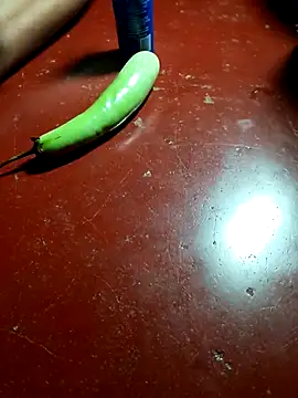 Hot-Angale online show from 04-14-26, 06:36