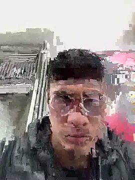Snapshot of Latin_Paisa_Boy chatting on 04-20-26, 05:37 Latin Paisa Boy online show from 04-20-26, 05:37