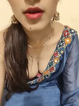 Snapshot of Yours-Zeenat chatting on 05-25-26, 10:32 Yours-Zeenat online show from 05-25-26, 10:32