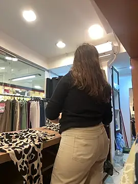 lele202526 online show from 04-14-26, 06:25