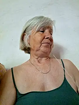 KlaudiaDarling online show from 05-26-26, 10:11