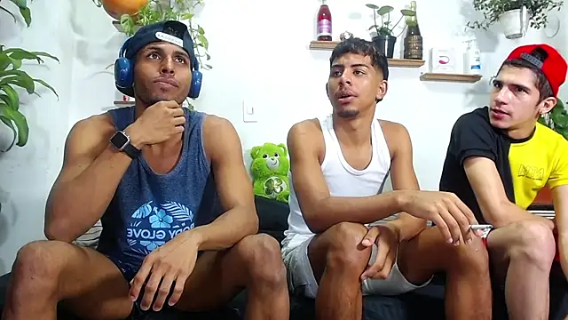 Interracial Snow Bunny online show from 03-05-26, 11:12