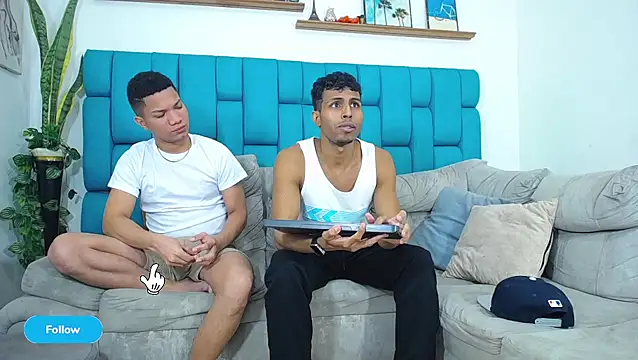 Interracial Snow Bunny online show from 03-27-26, 08:19