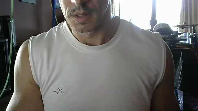 koolchillfun696969 online show from 07-10-26, 11:40