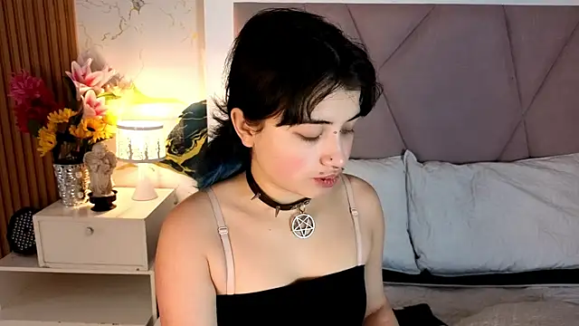Snapshot of Sienna_Desiree chatting on 07-01-26, 12:51 Sienna Desiree online show from 07-01-26, 12:51