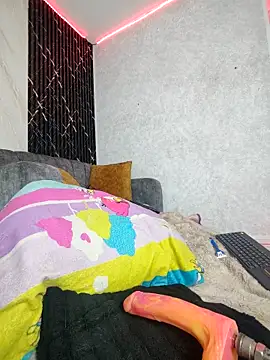 Snapshot of Isis_Hot__ chatting on 03-27-26, 11:43 Isis Hot online show from 03-27-26, 11:43