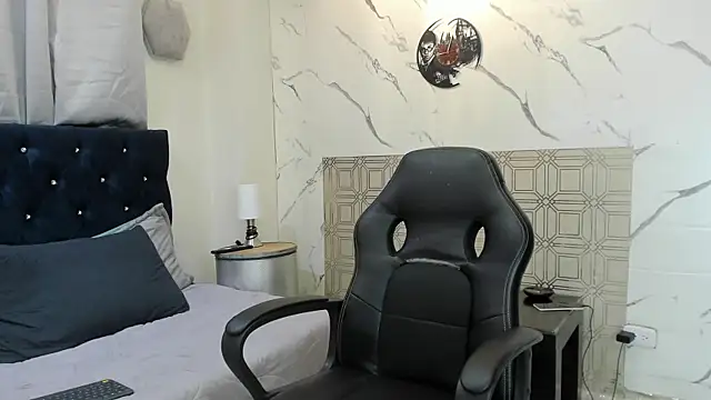 asher lux online show from 04-07-26, 07:58