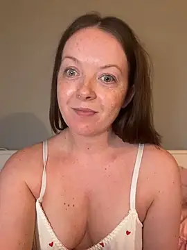 Nova-Vixen online show from 04-15-26, 07:10