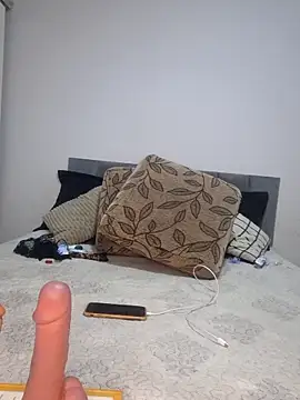 ViitoriaMaria online show from 04-14-26, 05:35