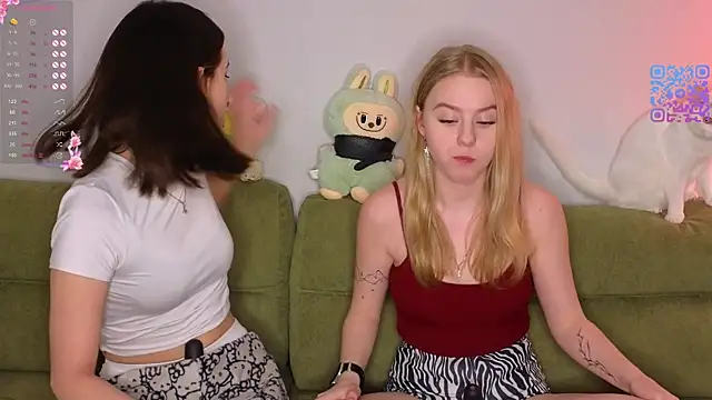 Mimipaws online show from 04-28-26, 06:35