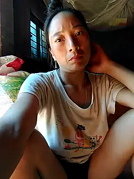 Snapshot of muamua99 chatting on 07-21-26, 07:22 muamua99 online show from 07-21-26, 07:22