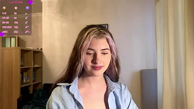 Dia DeAmas online show from 04-28-26, 02:33