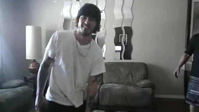 Snapshot of Derrick7799 chatting on 02-08-26, 06:11 Derrick7799 online show from 02-08-26, 06:11