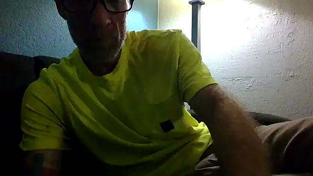 Snapshot of tittycum3636 chatting on 03-25-26, 02:17 tittycum3636 online show from 03-25-26, 02:17