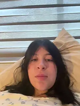 evelynrosess1 online show from 06-28-26, 10:05