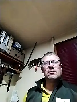 Snapshot of panchotacorta01 chatting on 05-24-26, 11:21 panchotacorta01 online show from 05-24-26, 11:21