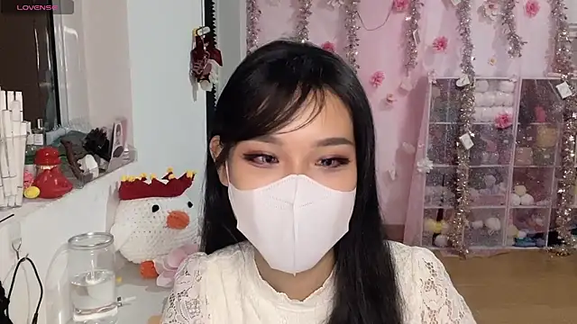 Tieu-May online show from 03-08-26, 06:06