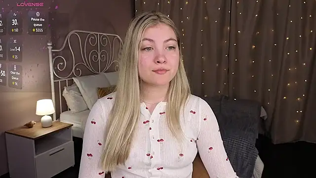 Angel  Grace online show from 04-15-26, 12:17