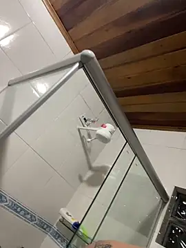 Snapshot of jeanramon01 chatting on 02-10-26, 11:20 jeanramon01 online show from 02-10-26, 11:20