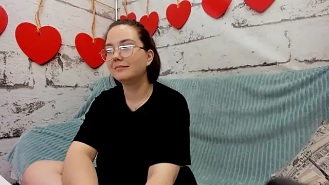 Sweetie Rozzy online show from 05-08-26, 01:33