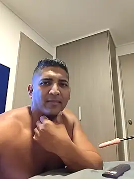 xxxch3o online show from 05-09-26, 04:06