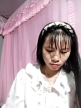 Snapshot of Wily-06 chatting on 06-15-26, 11:51 Wily-06 online show from 06-15-26, 11:51