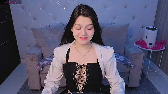 xxxnaughtyfoxyxxx online show from 07-08-26, 05:06