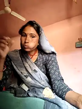 lodhi8080 online show from 04-12-26, 08:19